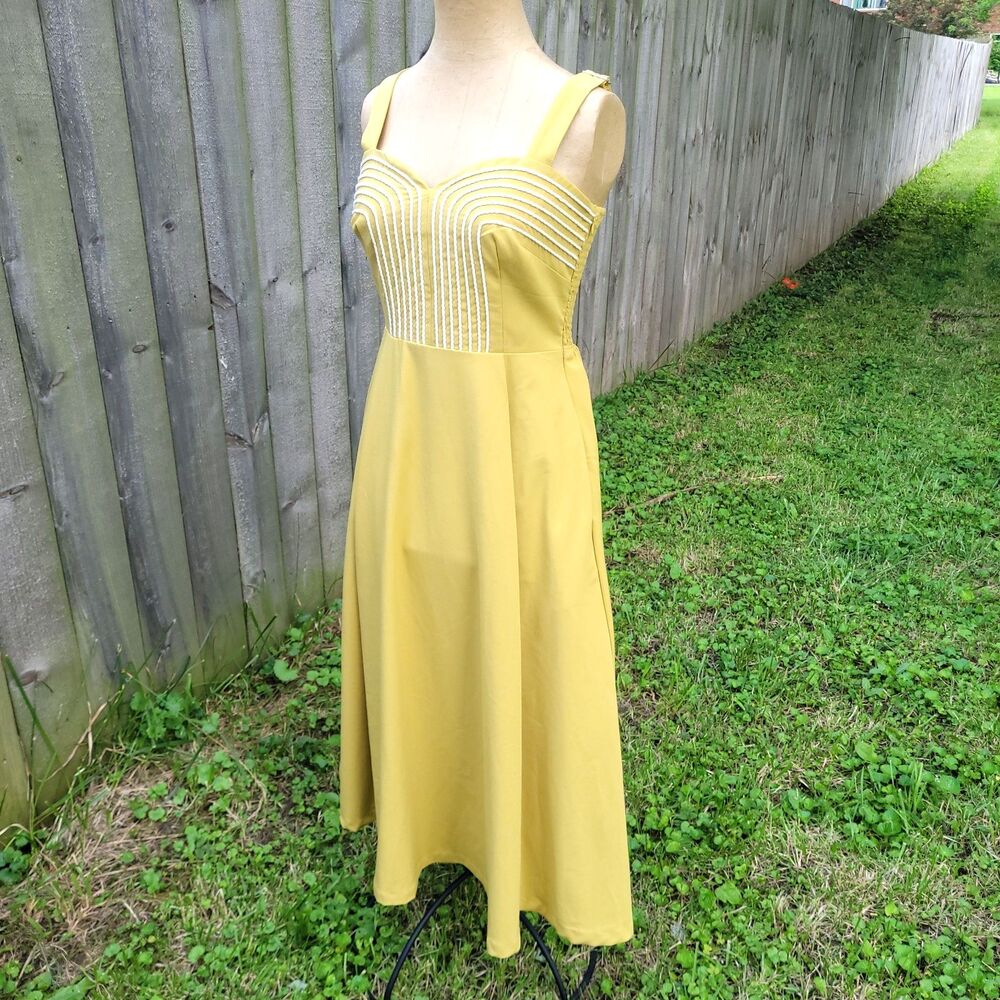 Retro feminine Midi Dress Studio Strut & Bolt S Chartreuse piping ruched